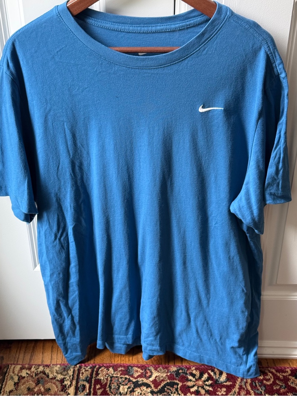 The Nike Tee Sz XL